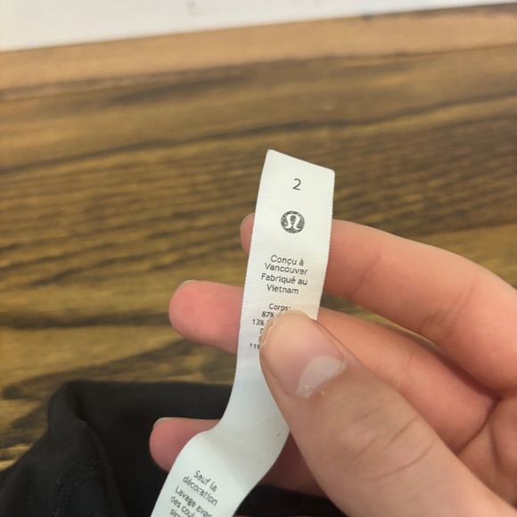 LULULEMON BLACK DEFINE JACKET & EBB TO STREET TANK -- SZ 2 BOTH - Picture 2 of 7